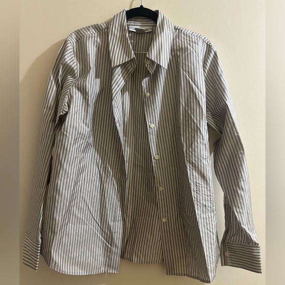 Alfani Gray Button Down Shirt with Modern Silhouette - Picture 2 of 6